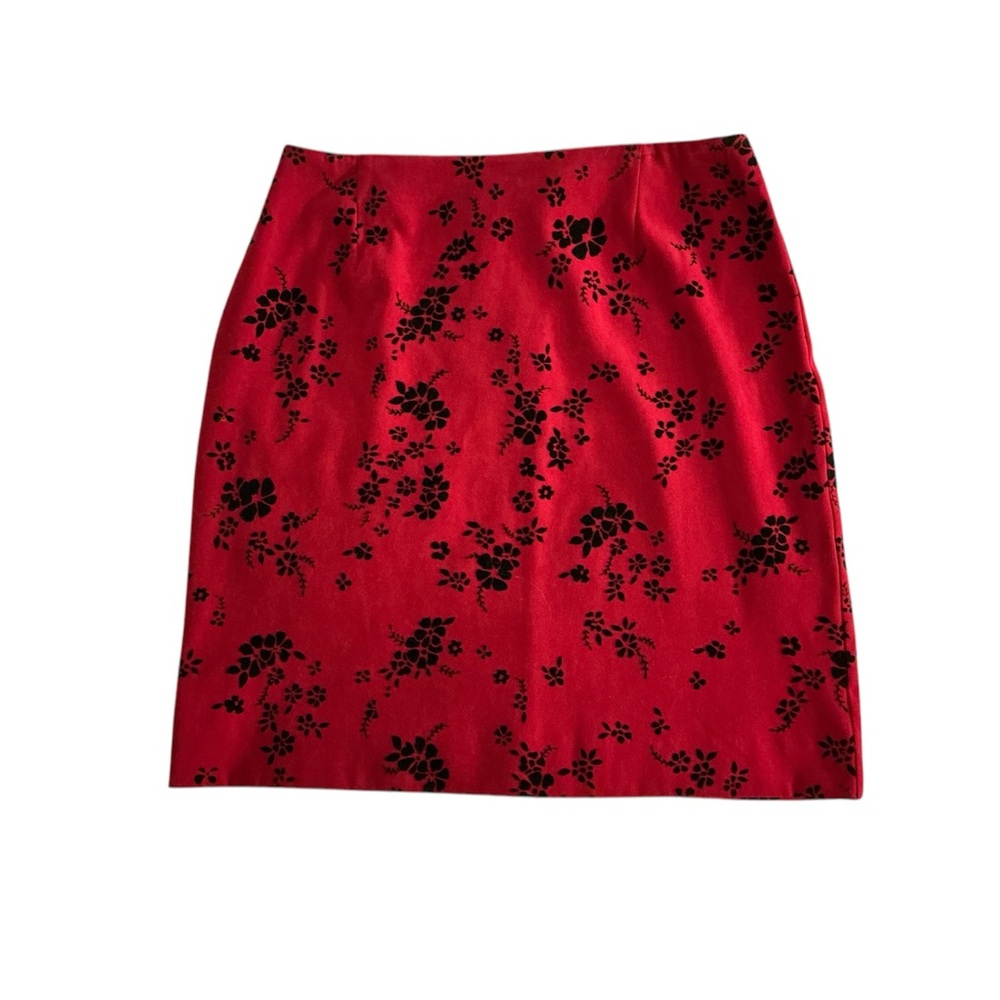 Casual Corner Mini Pencil Skirt Floral Red and Black Size 2 Petite